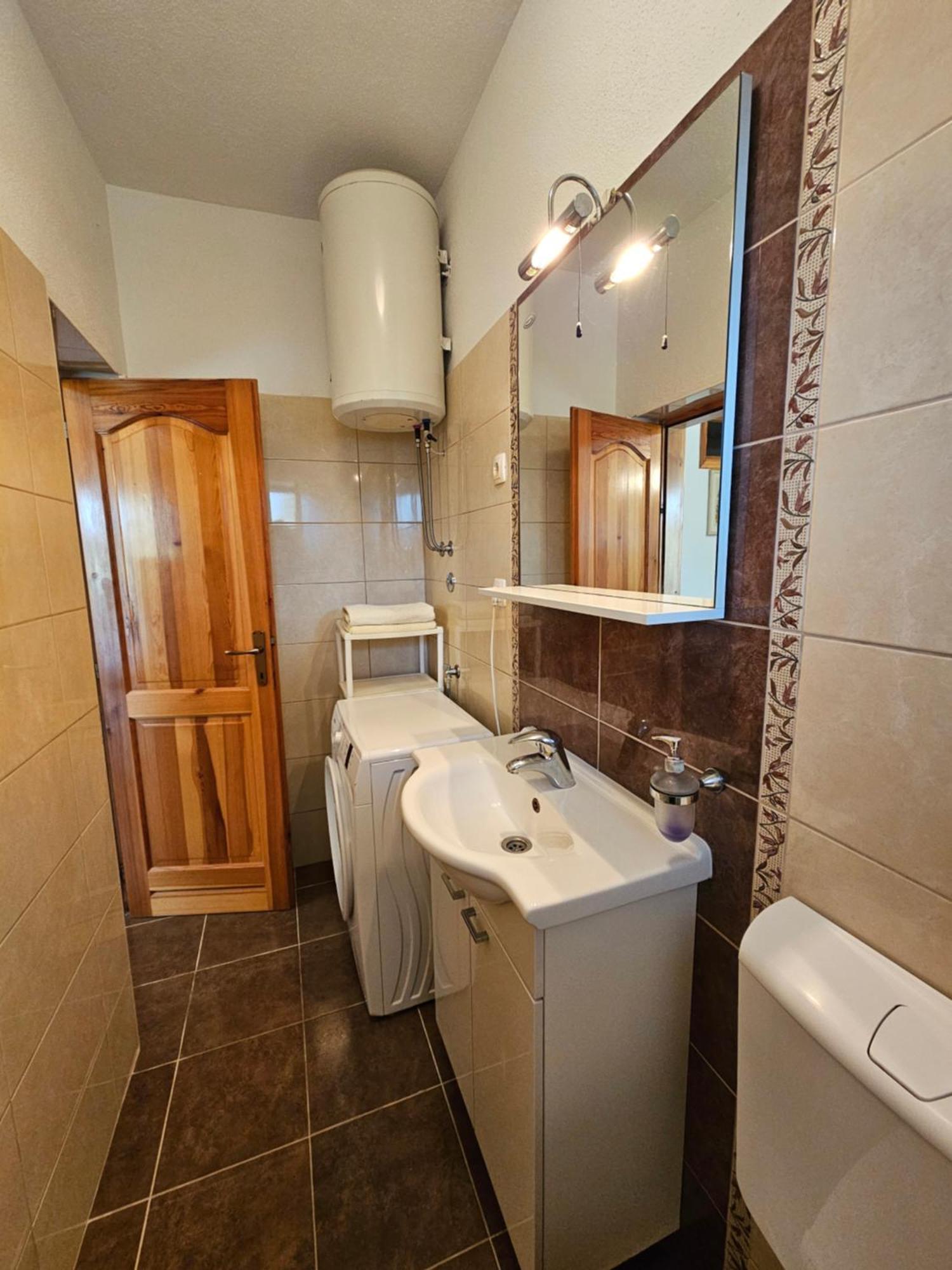 Apartmani Natasa ล็อควา โรโกซนิตซา ภายนอก รูปภาพ