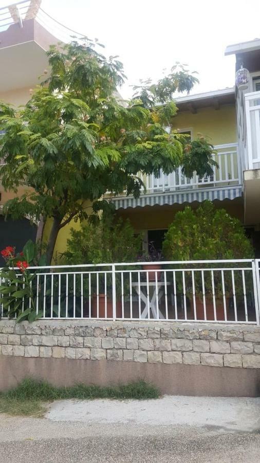 Apartmani Natasa ล็อควา โรโกซนิตซา ภายนอก รูปภาพ